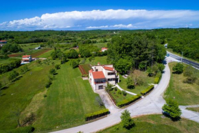  Apartments with a parking space Manjadvorci, Marcana - 7445  Барбан